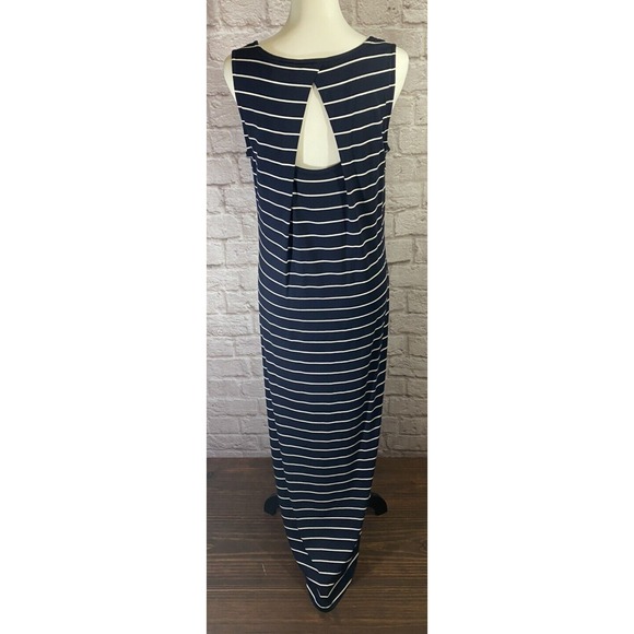 NEW C&C California Women M Sleeveless Stretch Striped Blue White Maxi Dress - Picture 3 of 8